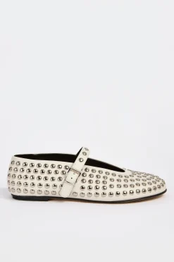 BALLERINE AVEC CLOUS
