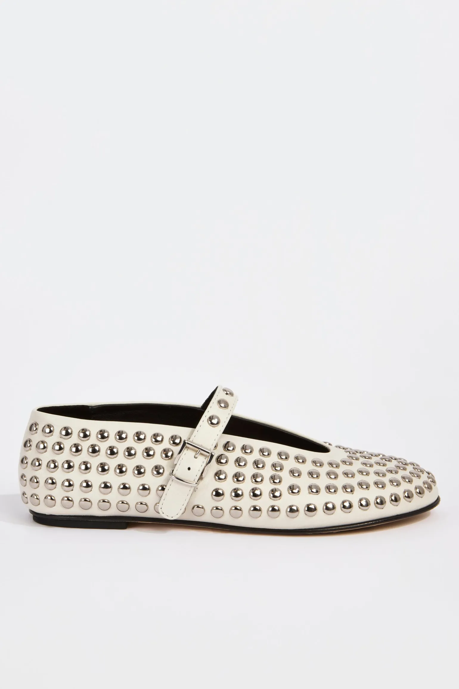 BALLERINE AVEC CLOUS