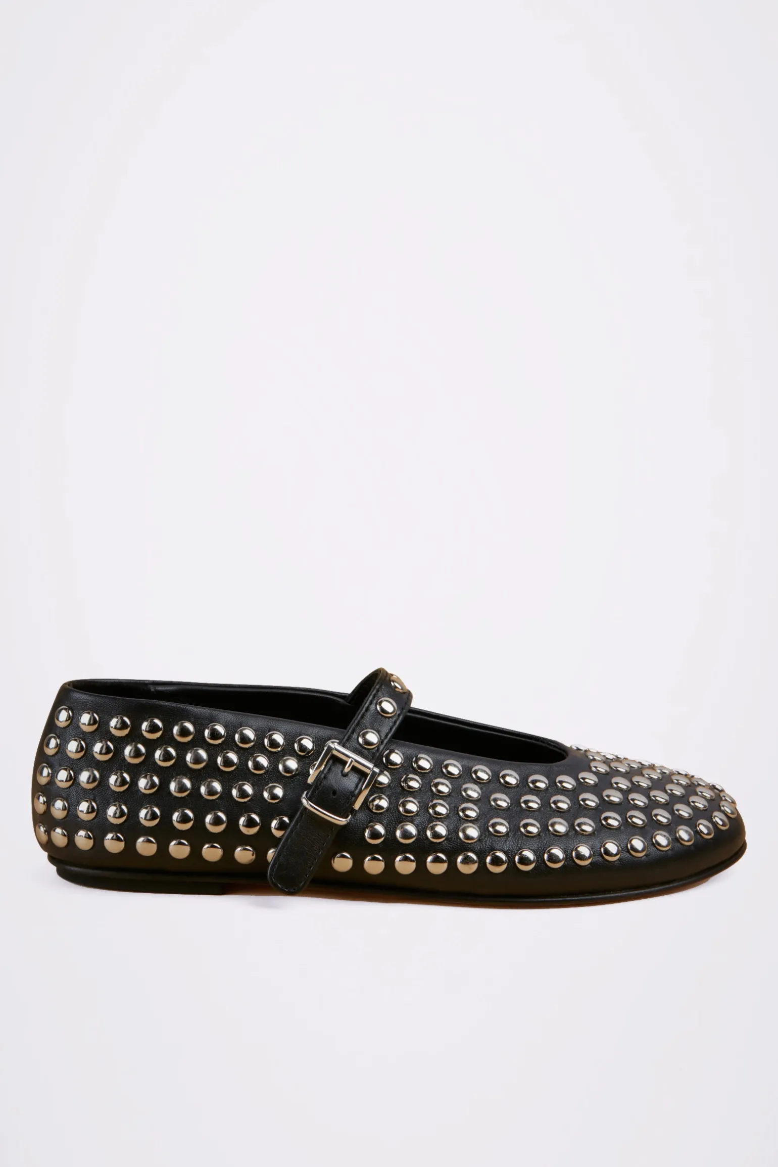BALLERINE AVEC CLOUS