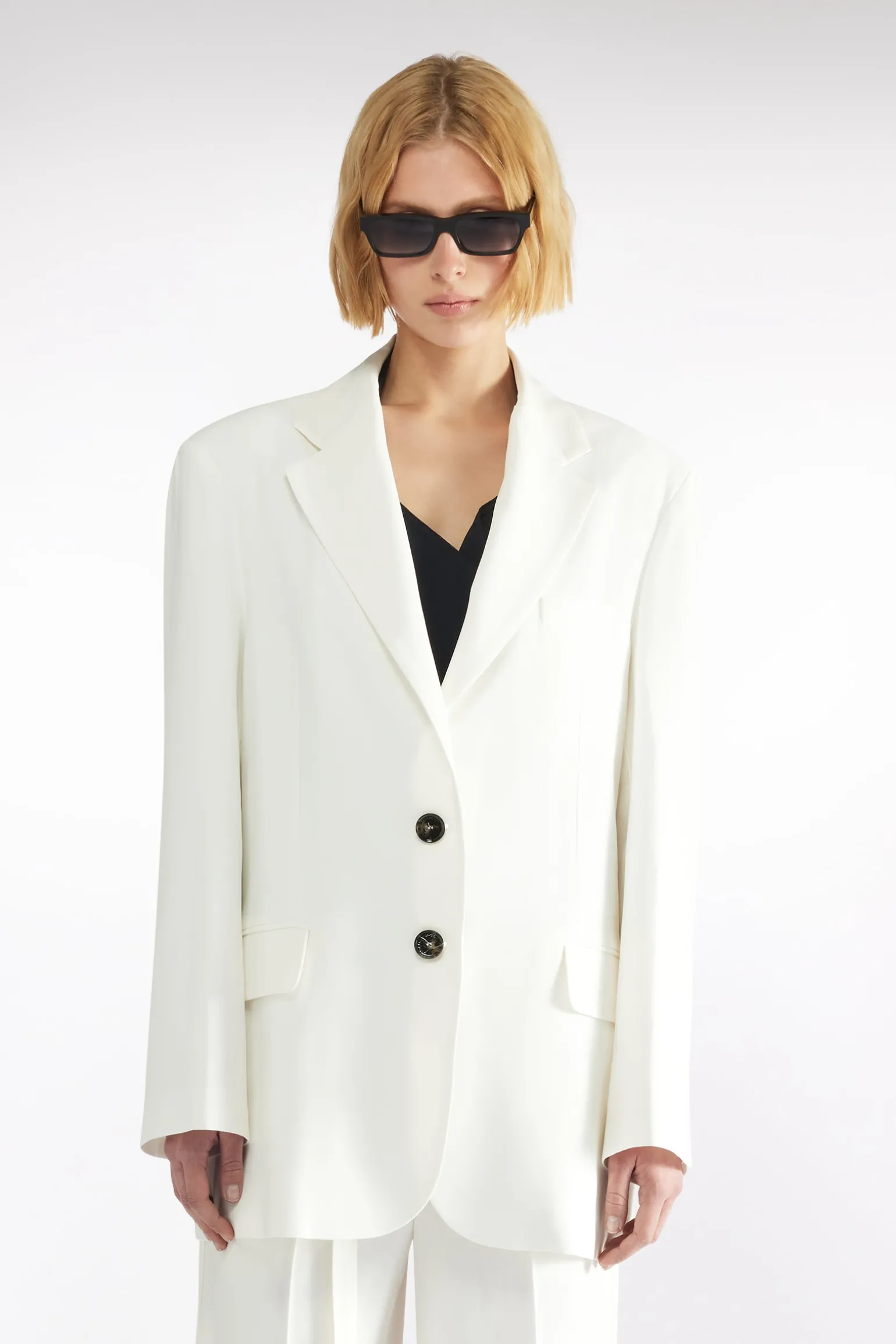BLAZER Ã SIMPLE BOUTONNAGE