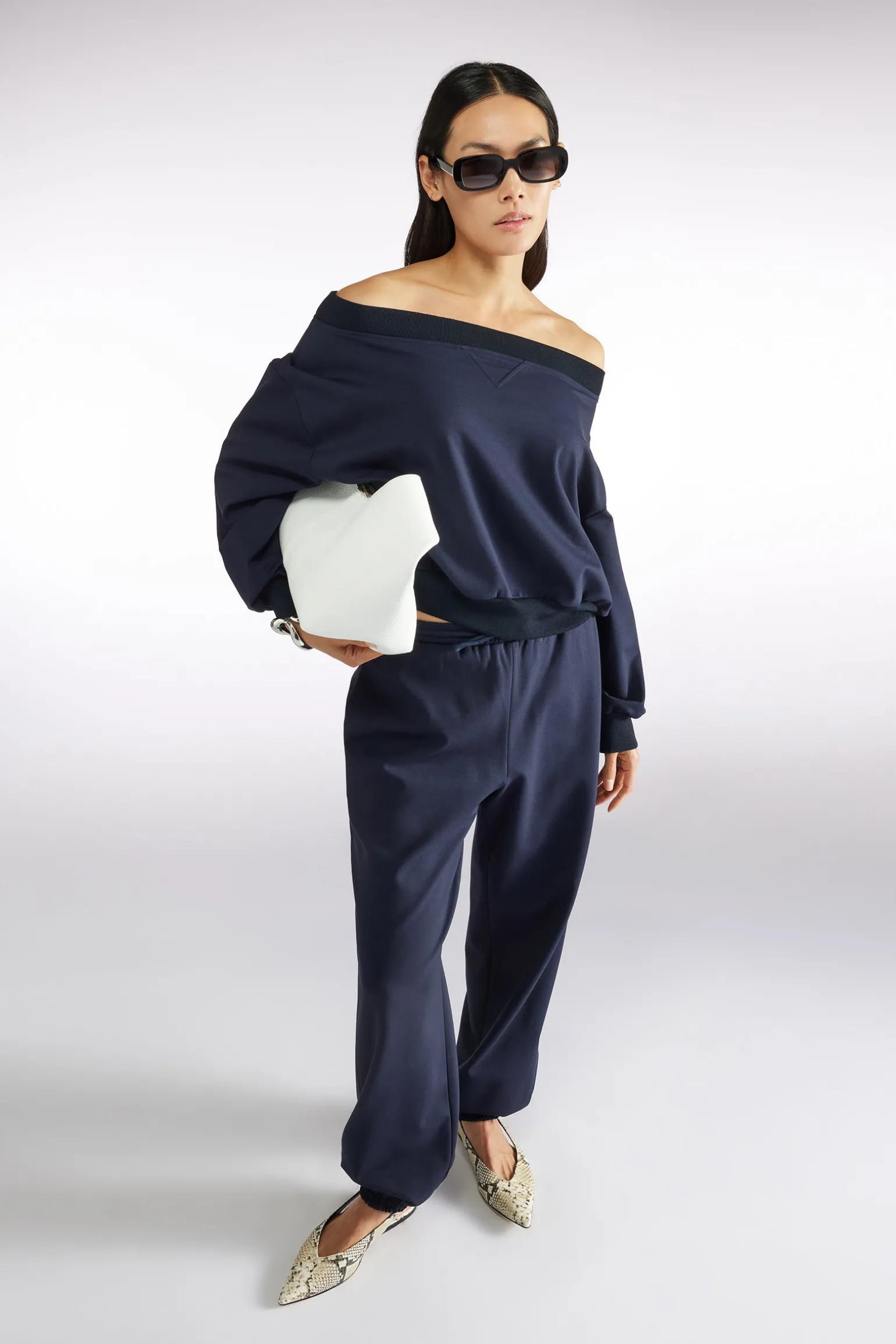 BLOUSE Ã ÃPAULES OUVERTES