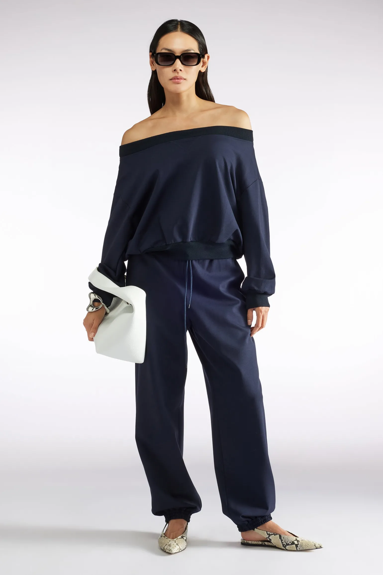 BLOUSE Ã ÃPAULES OUVERTES