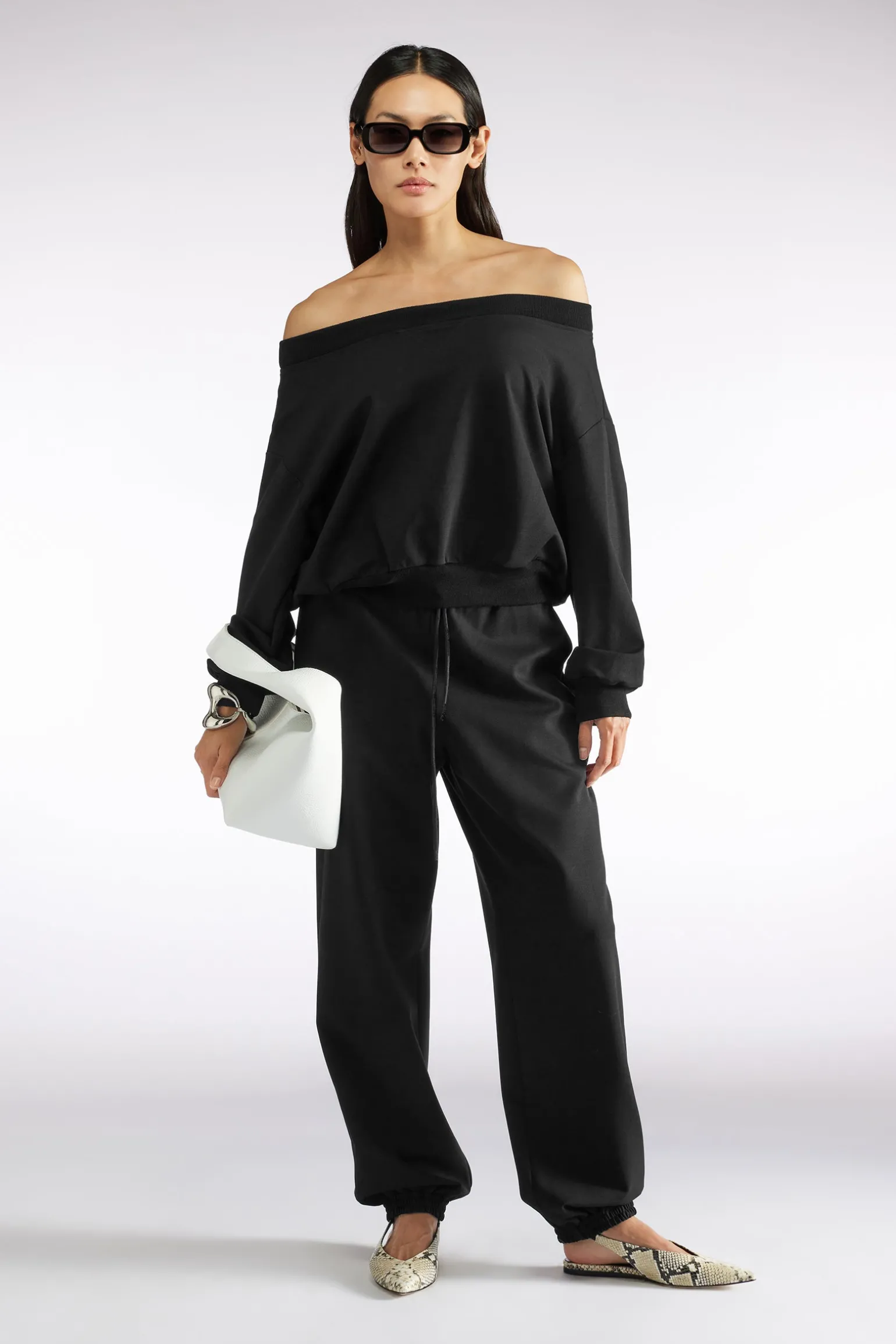 BLOUSE Ã ÃPAULES OUVERTES