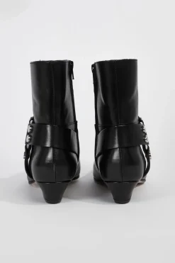 BOTTES Ã BOUCLE