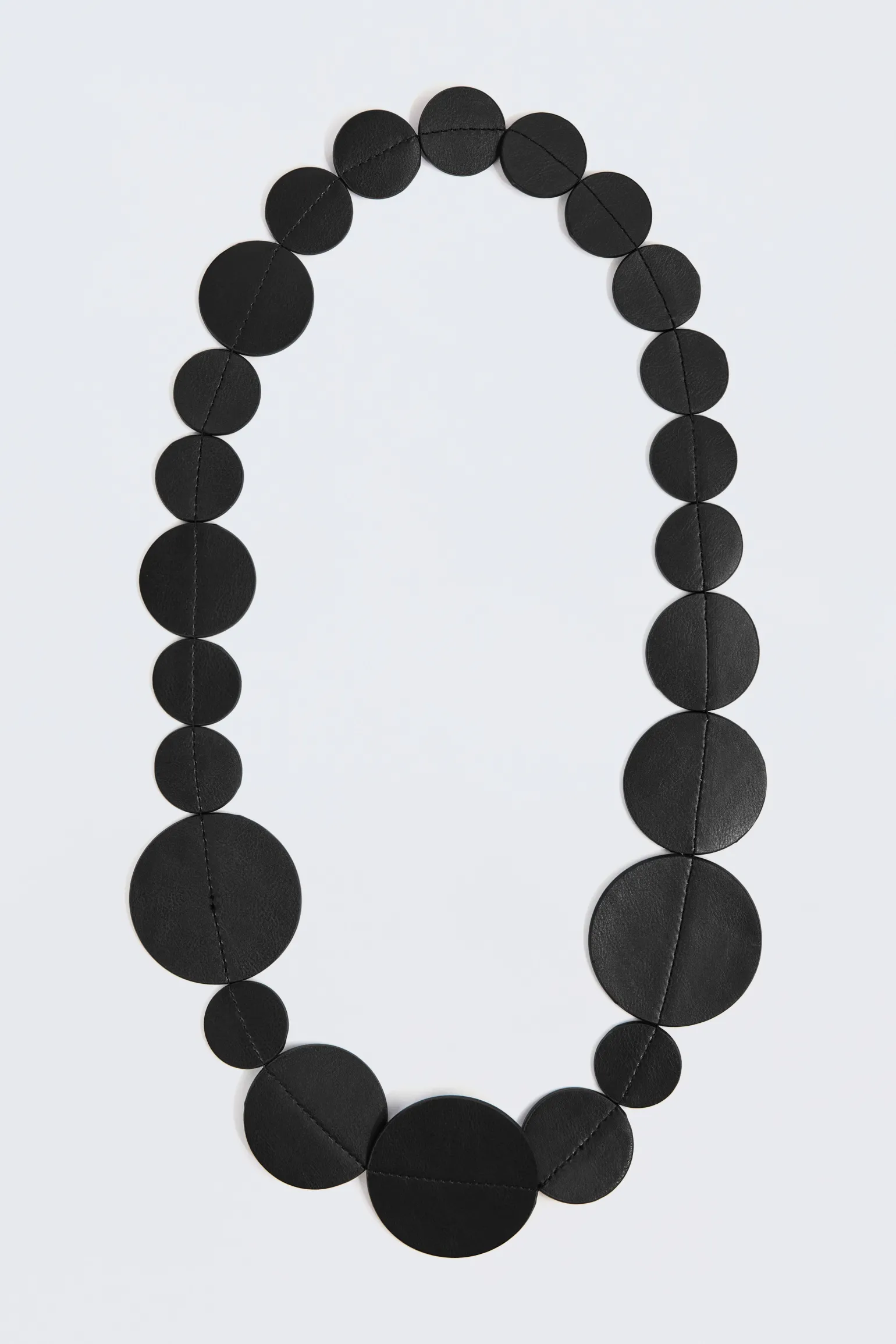 COLLIER Ã POIS