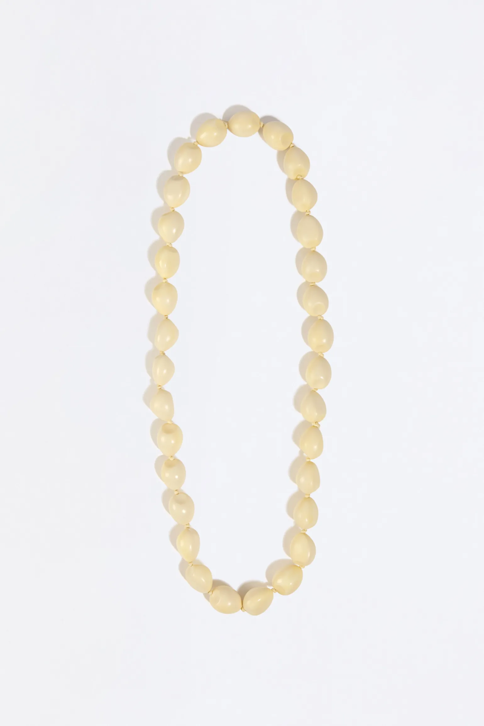 COLLIER LONG EN RÃSINE