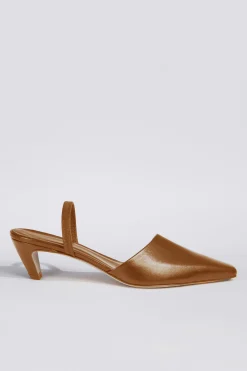 ESCARPIN Ã LA FORME ÃLANCÃE