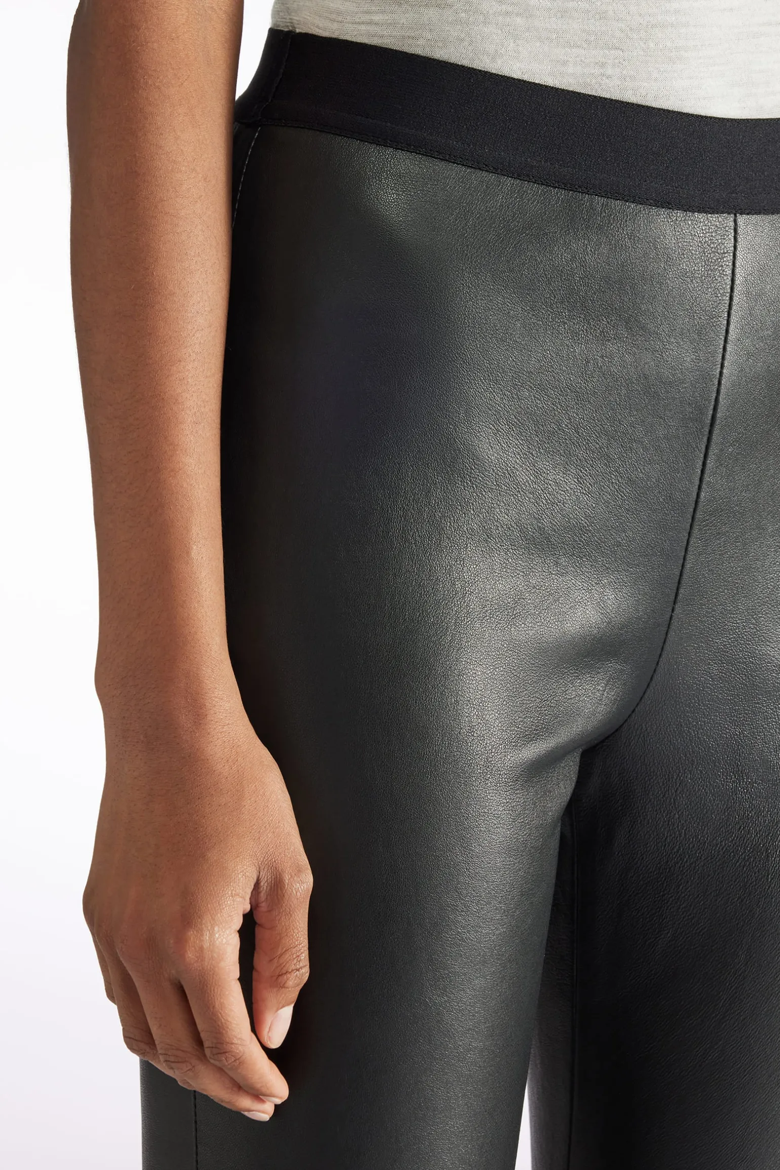 LEGGINGS EN VÃRITABLE CUIR