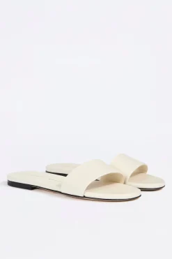 MULES PLATES AVEC BANDE