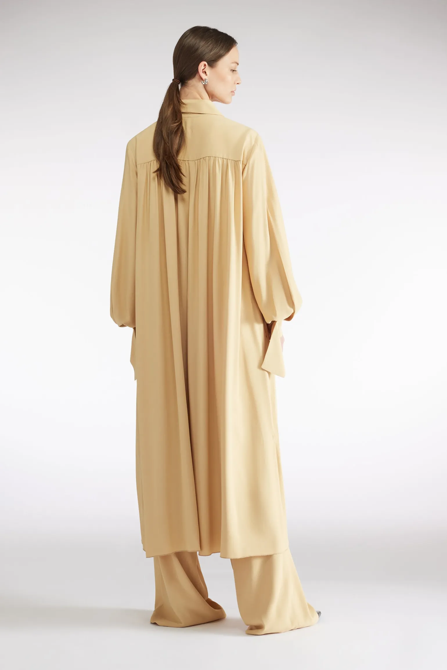 ROBE AVEC CEINTURE
