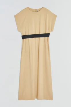 ROBE AVEC CEINTURE EN SATIN