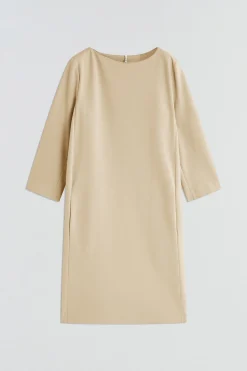 ROBE COURTE