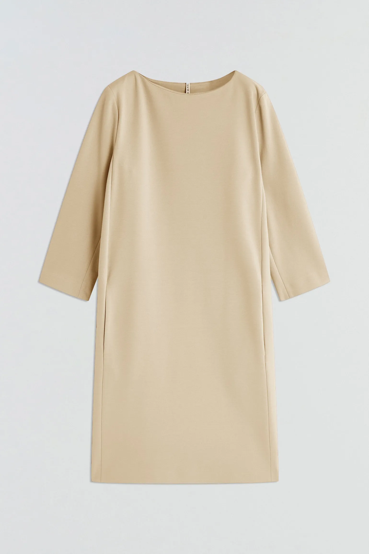 ROBE COURTE