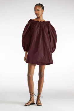 ROBE COURTE EN TAFFETAN