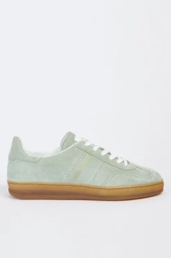 SNEAKERS DAILY