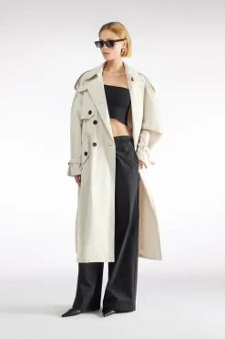 TRENCH EN NYLON Ã MÃMOIRE DE FORME