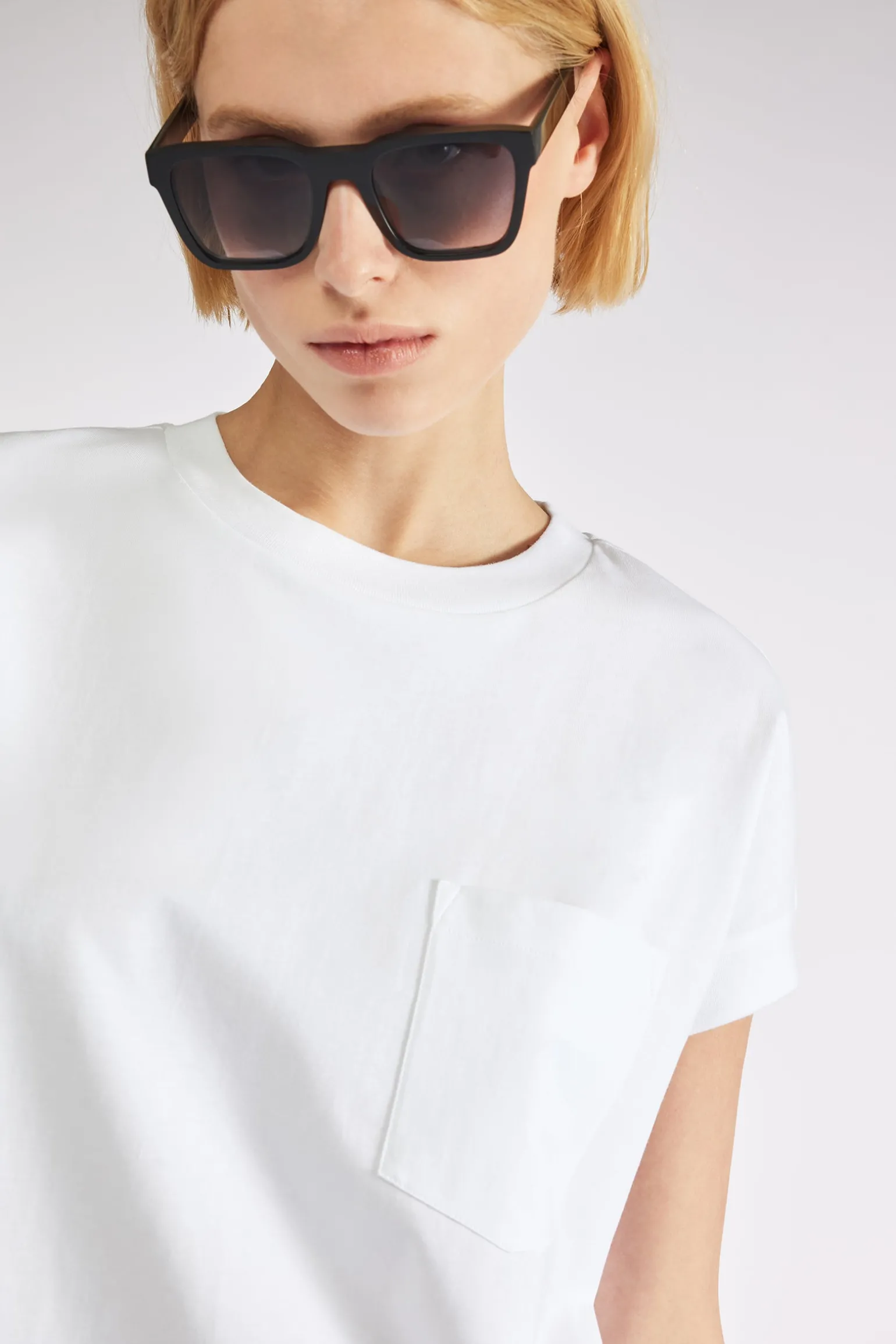 T-SHIRT AVEC POCHE