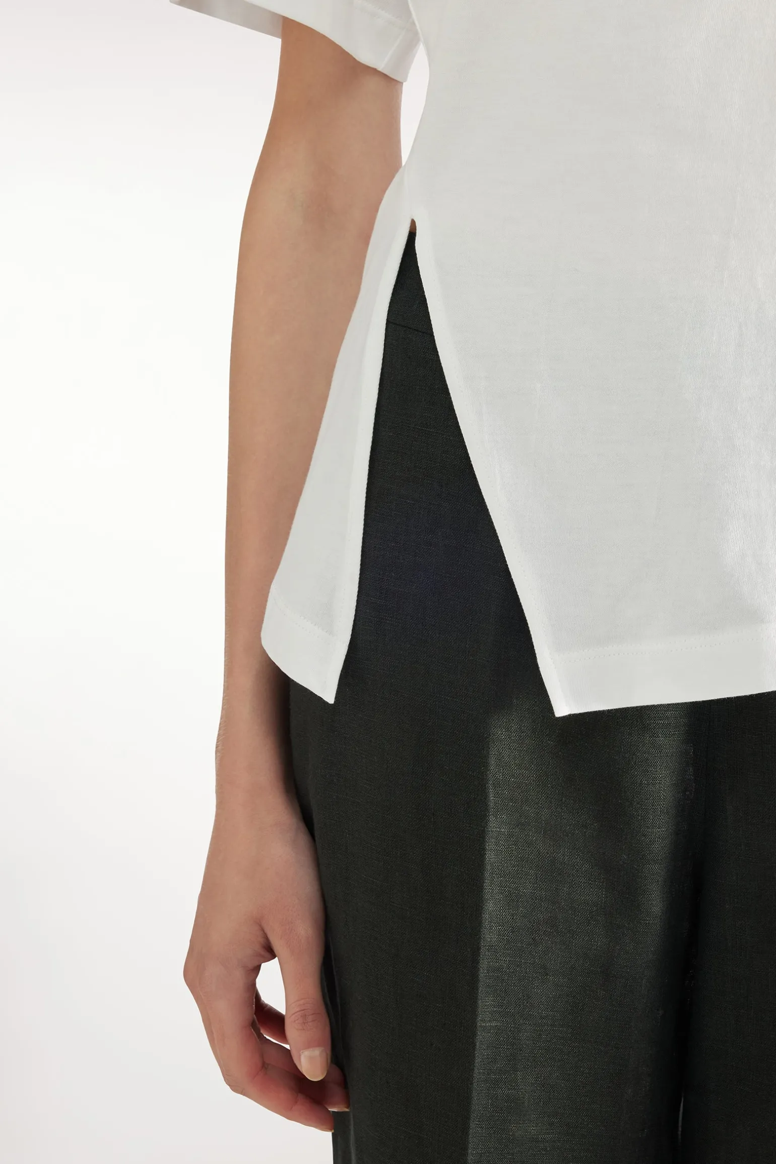 T-SHIRT CORA