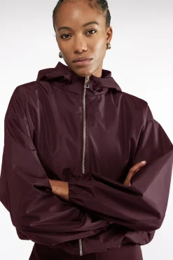 VESTE Ã CAPUCHE EN TAFFETAN